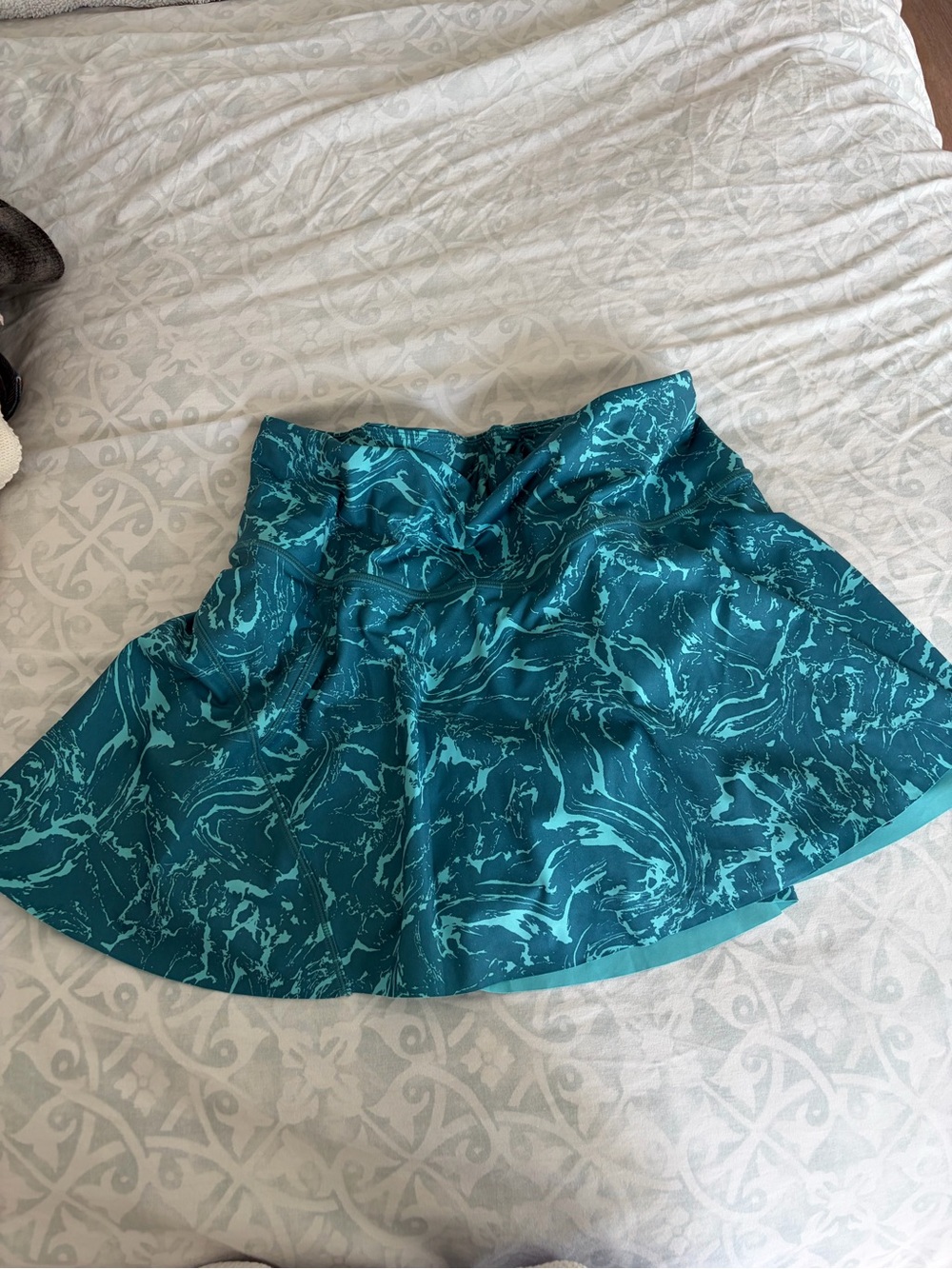 Athleta Teal Marble-Print tennis skort